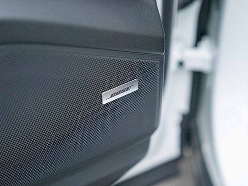 Certified 2026 Porsche Cayenne image 11