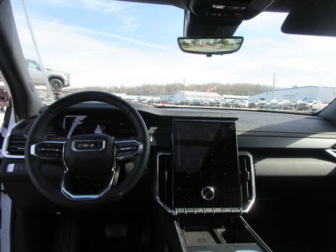 New 2026 GMC Acadia Elevation w/ Super Cruise Package AWD/4WD image 17