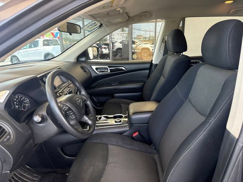 Used 2019 Nissan Pathfinder S AWD/4WD image 12
