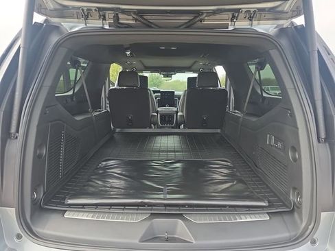 Used 2025 GMC Yukon XL AT4 Ultimate image 13