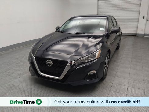 Used 2022 Nissan Altima 2.5 SV FWD image 1