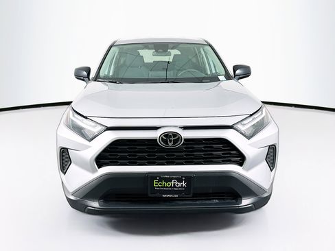 Used 2024 Toyota RAV4 LE image 2
