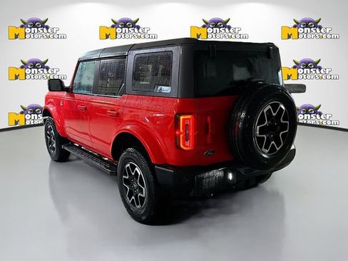 Used 2024 Ford Bronco Outer Banks image 6