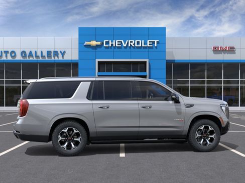 New 2026 GMC Yukon XL AT4 w/ AT4 Premium Plus Package AWD/4WD image 6