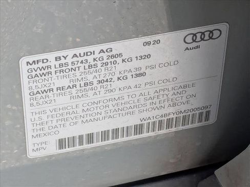 Used 2021 Audi SQ5 Prestige w/ Prestige Package image 29