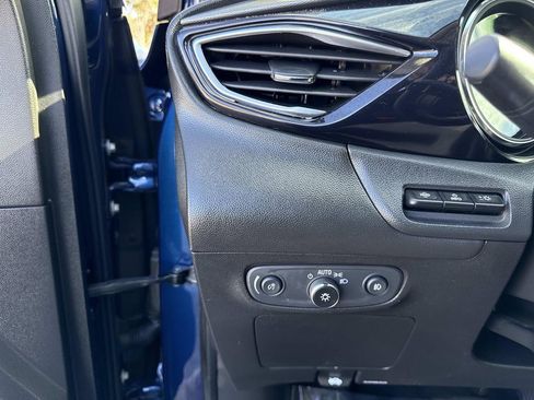 Used 2022 Buick Encore GX Essence w/ Advanced Technology Package image 37