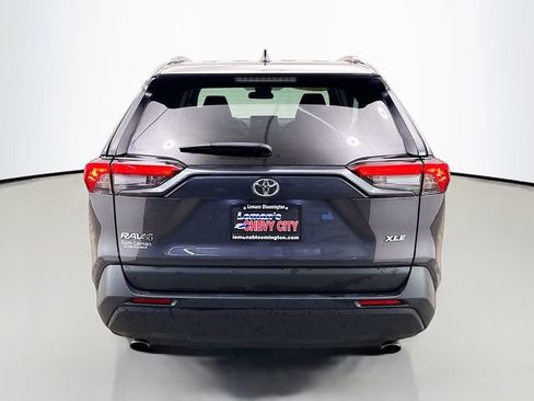 Used 2024 Toyota RAV4 XLE Premium FWD image 6