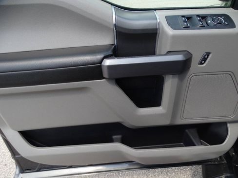 Used 2019 Ford F150 4x4 SuperCrew XLT w/ XTR Package image 12