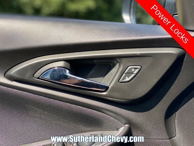 Used 2024 Chevrolet Malibu LT FWD image 13