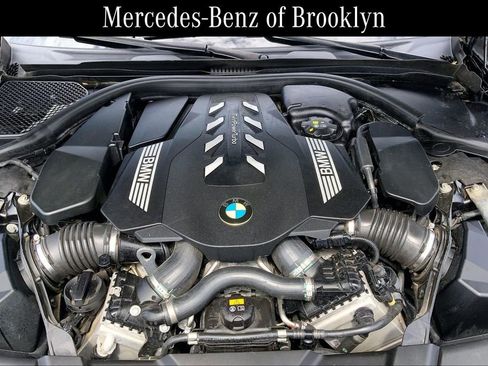 Used 2021 BMW 750i xDrive w/ M Sport Package AWD/4WD image 29