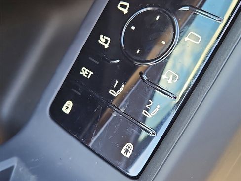 New 2025 Audi Q5 Premium Plus image 14