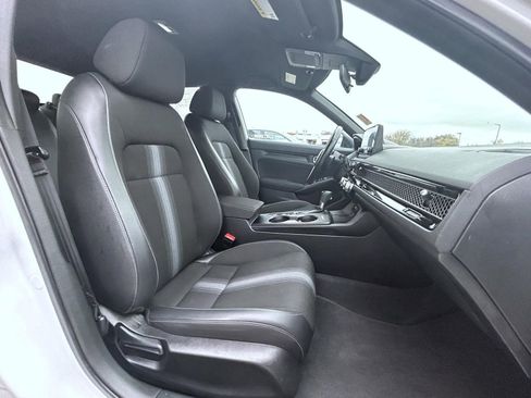 Used 2023 Honda Civic Sport image 16