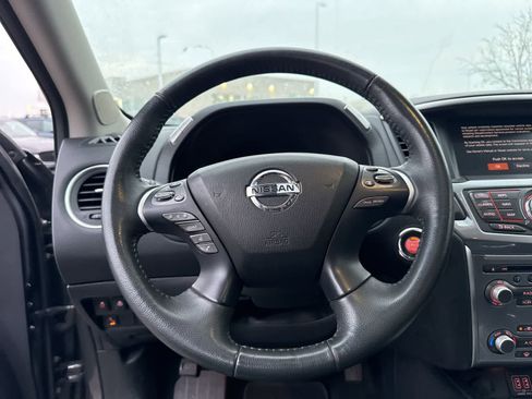 Used 2018 Nissan Pathfinder SL w/ SL Premium Package image 20