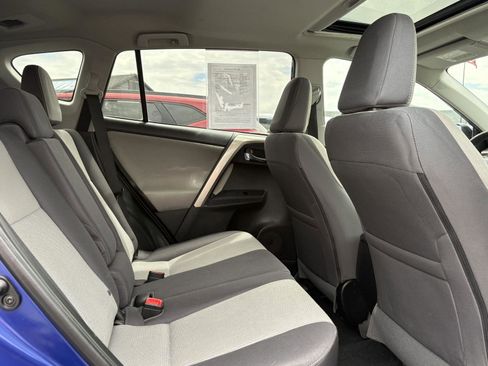 Used 2015 Toyota RAV4 XLE AWD/4WD image 21