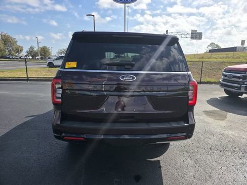 Certified 2024 Ford Expedition Limited image 6