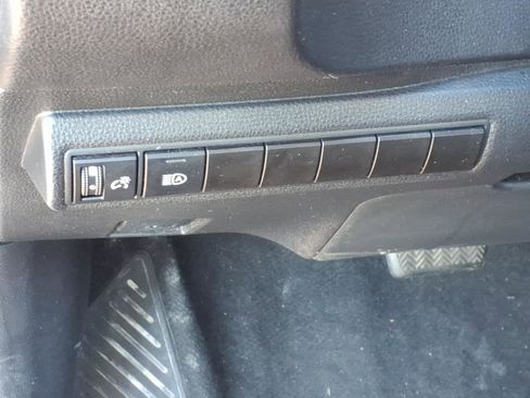 Used 2024 Toyota Corolla LE image 6