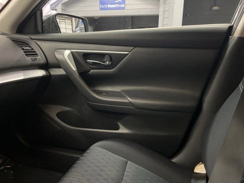 Used 2018 Nissan Altima 2.5 S w/ S Convenience Package image 14