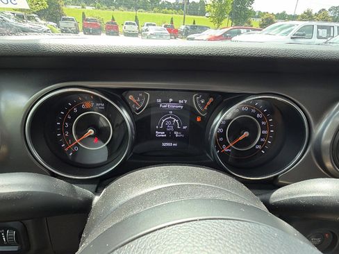 Used 2023 Jeep Wrangler Unlimited Sport AWD/4WD image 25