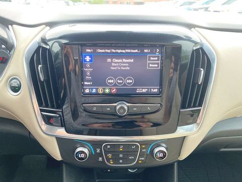 Used 2023 Chevrolet Traverse LS w/ Safety Package AWD/4WD image 13