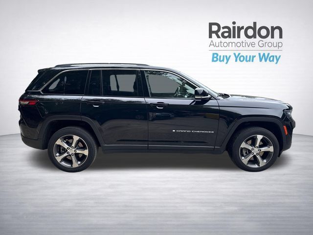 Used 2023 Jeep Grand Cherokee 4WD 4xe image 8