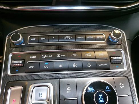 Used 2022 Hyundai Santa Fe SEL w/ Convenience + Premium Package AWD/4WD image 24
