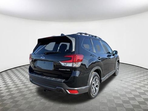 Certified 2023 Subaru Forester Premium image 9