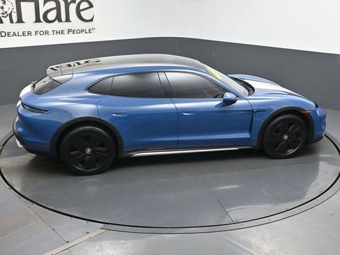 Used 2021 Porsche Taycan 4 Cross Turismo AWD/4WD image 38