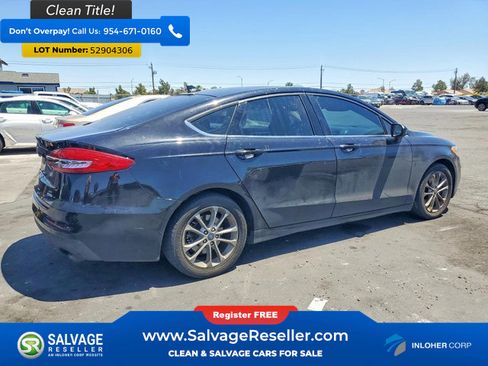 Used 2019 Ford Fusion SE FWD image 4