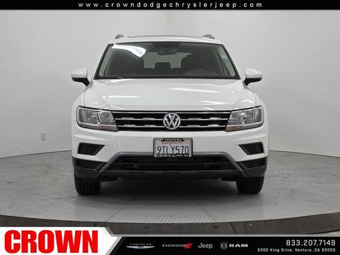 Used 2020 Volkswagen Tiguan SE FWD image 2