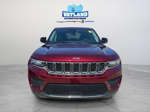 Certified 2023 Jeep Grand Cherokee Laredo AWD/4WD image 21