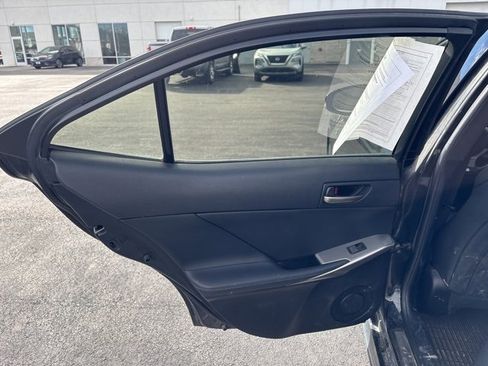 Used 2018 Lexus IS 300 F Sport w/ F Sport Package image 18