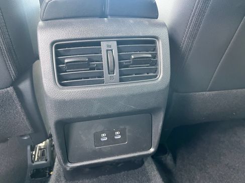Used 2026 Nissan Rogue SL AWD/4WD image 25