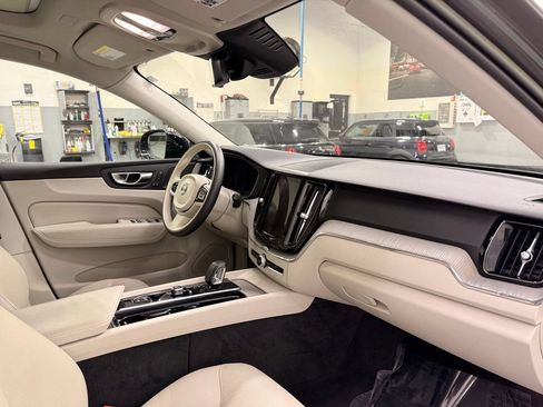 Used 2023 Volvo XC60 B5 Plus w/ Protection Package Premier AWD/4WD image 28