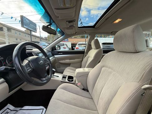 Used 2013 Subaru Legacy 2.5i Premium w/ All-Weather Pkg + Moonroof image 20