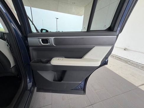 Used 2025 Hyundai Santa Fe SEL FWD image 34