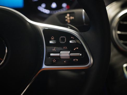 Certified 2022 Mercedes-Benz GLC 300 4MATIC image 17