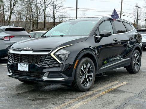 Certified 2023 Kia Sportage EX AWD/4WD image 3