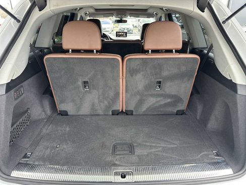 Used 2019 Audi Q7 3.0T Prestige w/ Prestige Package image 33