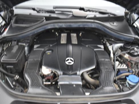 Used 2019 Mercedes-Benz GLS 450 4MATIC image 8