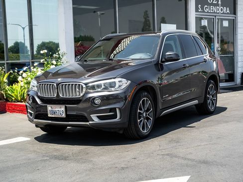 Used 2018 BMW X5 xDrive35i AWD/4WD image 1