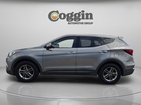 Used 2018 Hyundai Santa Fe Sport FWD image 3