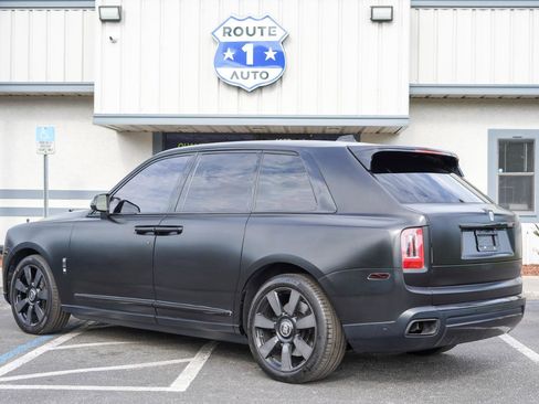Used 2019 Rolls-Royce Cullinan AWD/4WD image 2