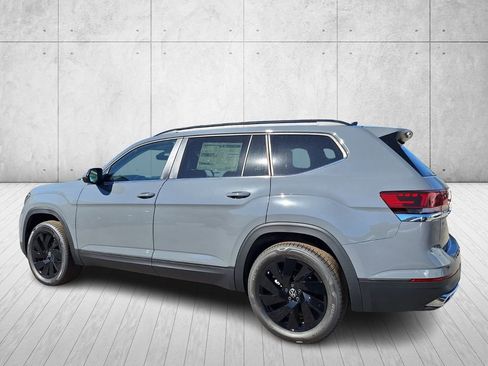 New 2026 Volkswagen Atlas SE image 7