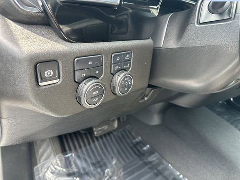 Certified 2025 Chevrolet Silverado 3500 LT w/ All Star Edition AWD/4WD image 12