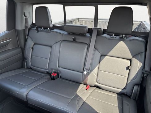 Used 2023 Chevrolet Silverado 1500 RST w/ Convenience Package II RWD image 13