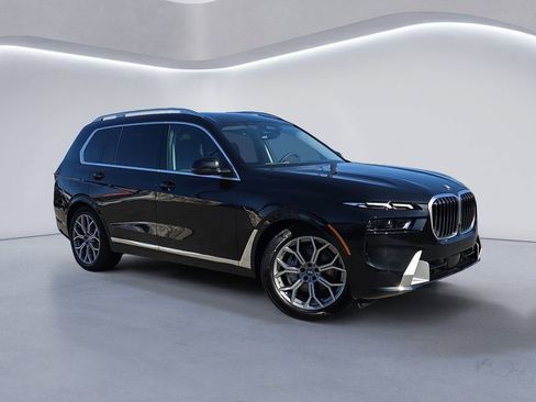 New 2026 BMW X7 xDrive40i image 1