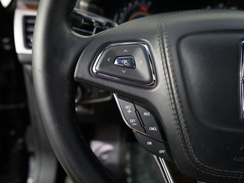 Used 2017 Lincoln MKZ Reserve FWD image 33