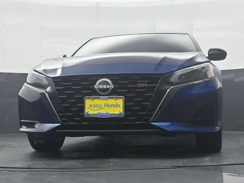 Used 2024 Nissan Altima 2.5 SR FWD image 28
