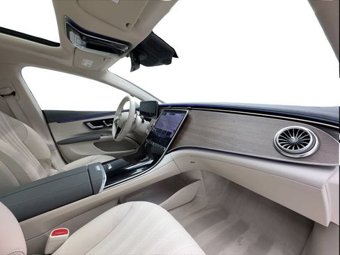 Used 2023 Mercedes-Benz EQS 450+ Sedan image 28