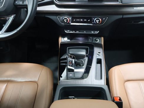 Used 2022 Audi Q5 2.0T Premium Plus w/ Premium Plus Package image 20